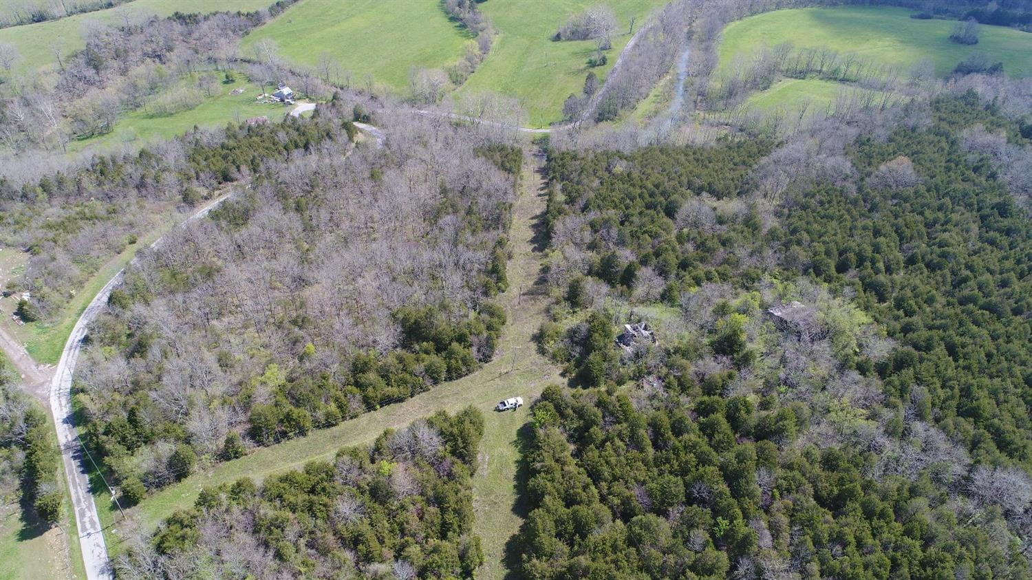 345 Fairview Road Harrodsburg, KY 40330 - Photo 2 of 20 Photo 2