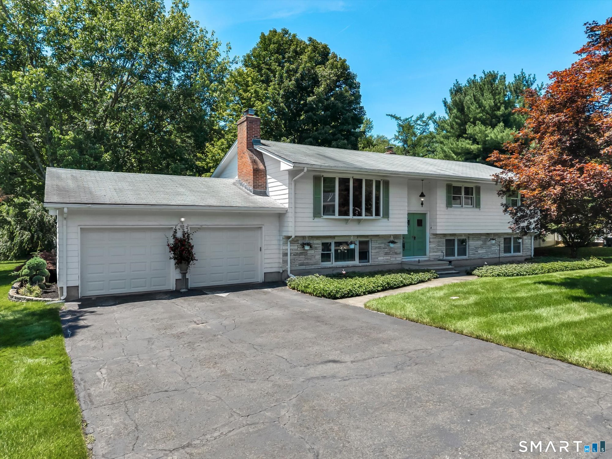 73 Rolling Ridge Road Hamden, CT 06518 - Photo 1 of 39