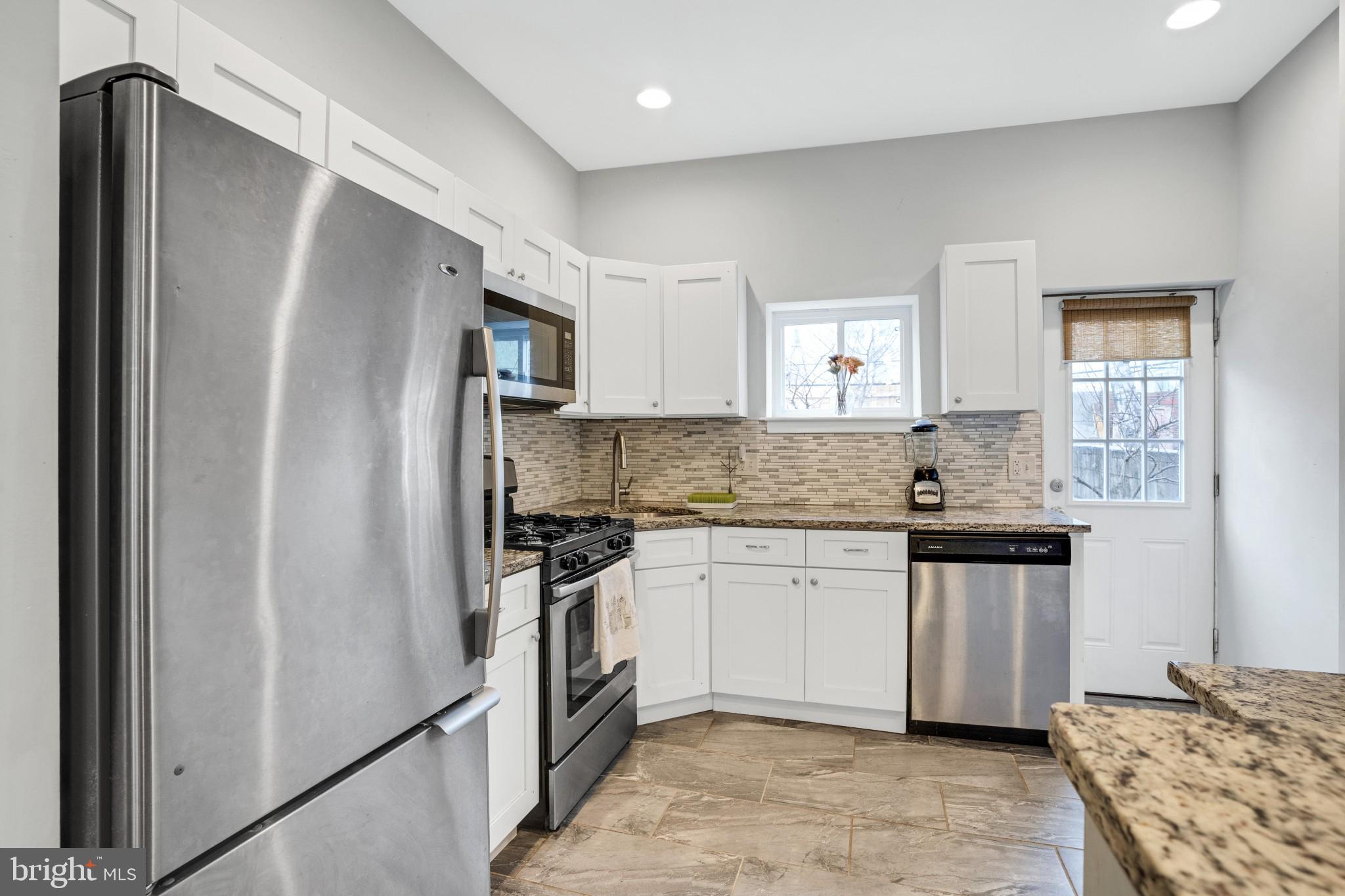 611 Mifflin Street Philadelphia, PA 19148 - Photo 9 of 28