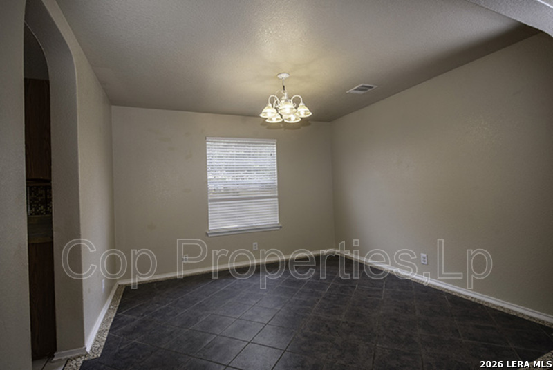 518 Reba Converse, TX 78109 - Photo 12 of 25