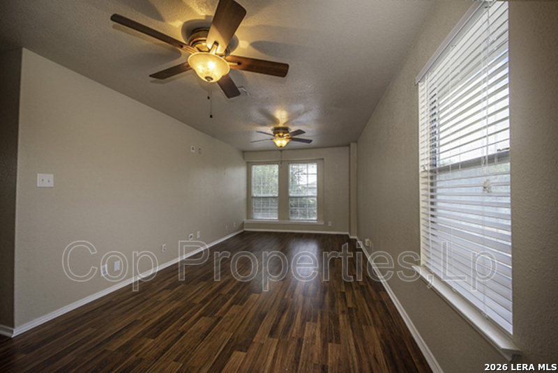 518 Reba Converse, TX 78109 - Photo 13 of 25