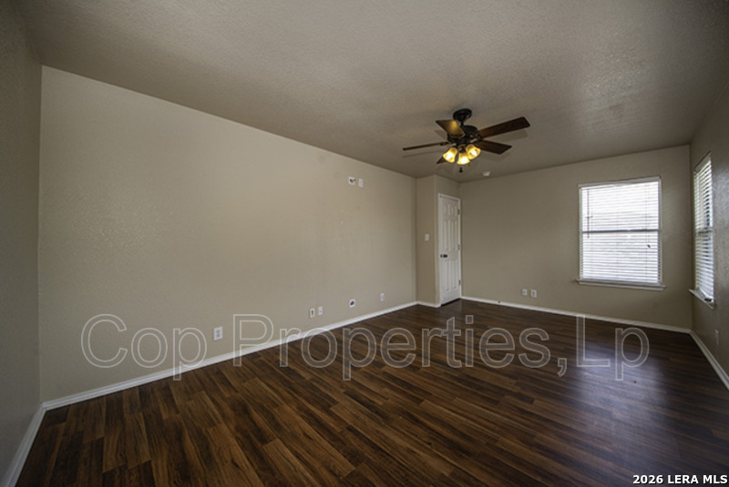 518 Reba Converse, TX 78109 - Photo 14 of 25