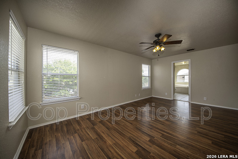 518 Reba Converse, TX 78109 - Photo 16 of 25