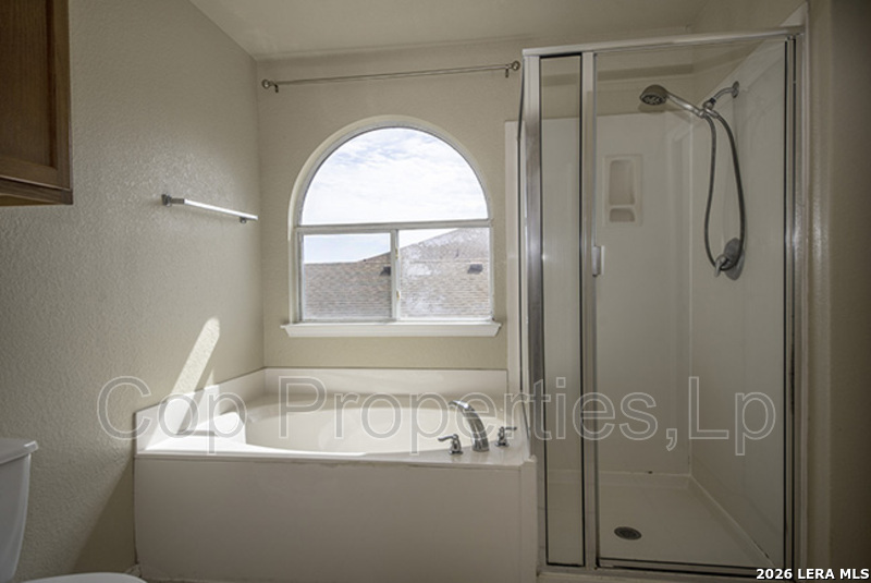 518 Reba Converse, TX 78109 - Photo 17 of 25