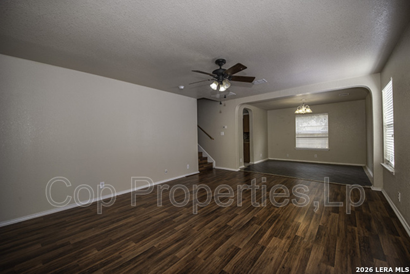 518 Reba Converse, TX 78109 - Photo 2 of 25