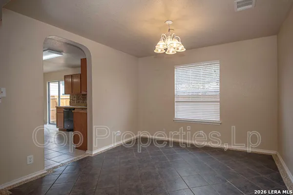 $1,795 | 518 Reba, Converse, TX 78109