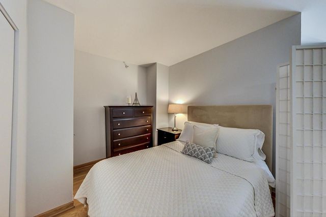 $190,500 | 630 North State Street, Unit 1704, Chicago, IL 60654