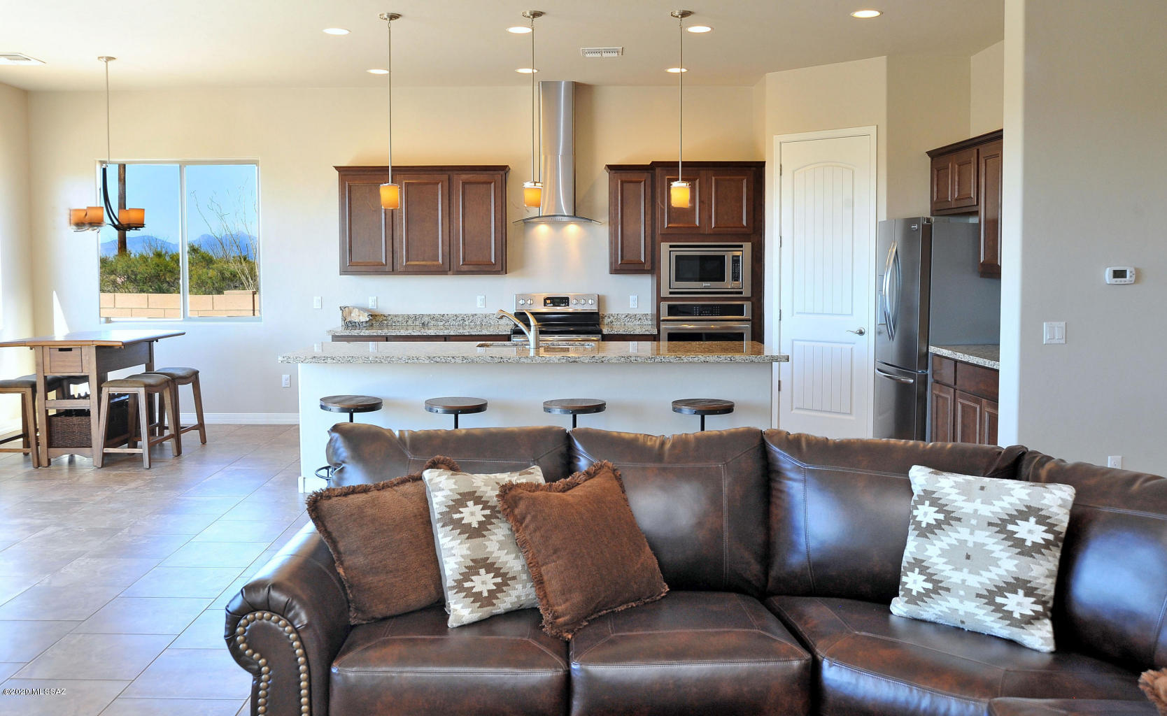 1240 North Range Rider Place Vail, AZ 85641 - Photo 5 of 17 Gallery Image 5