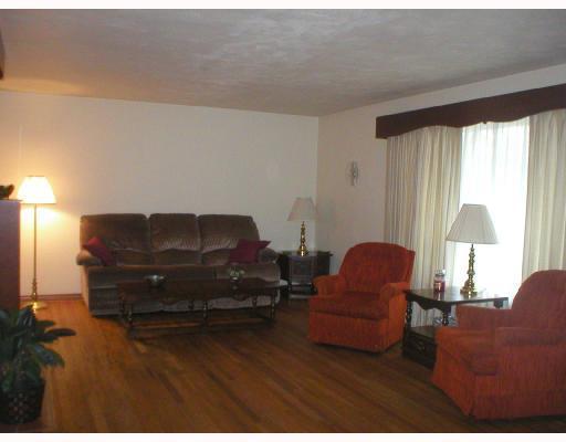 158 Dronfield Road Troy, OH 45373 - Photo 3 of 12 Gallery Image 3
