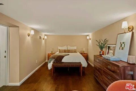 $3,600,000 | 2041 Grace Avenue, Los Angeles, CA 90068