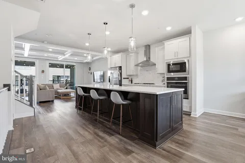 $688,000 | 12887 Sunrise Ridge Alley, Herndon, VA 20171