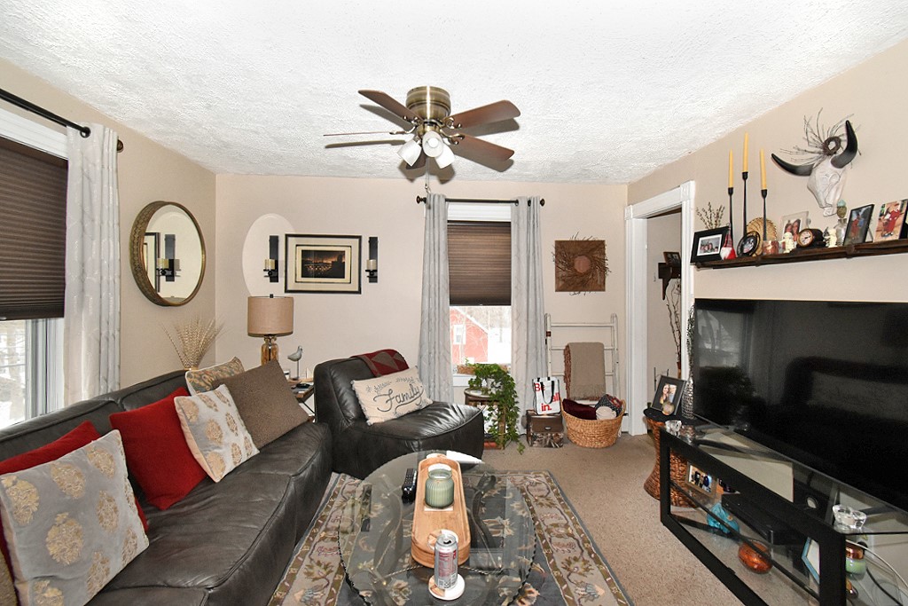 26 Benoit Street Coventry, RI 02816 - Photo 2 of 14 Gallery Image 2