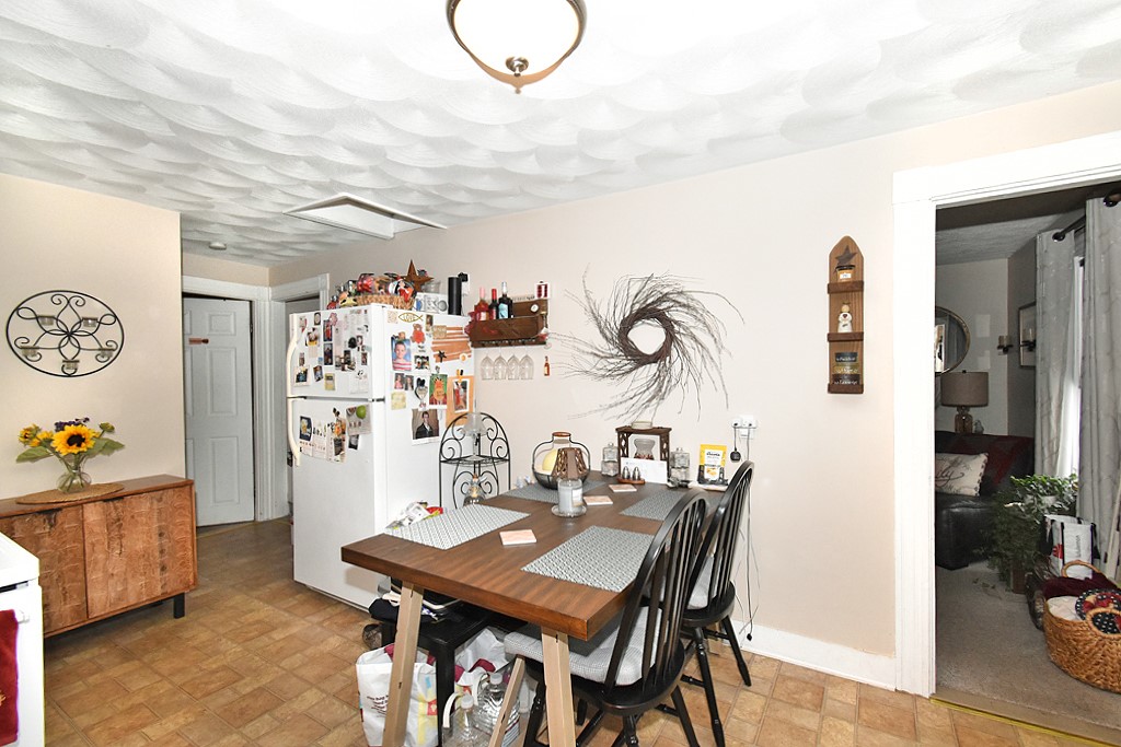 26 Benoit Street Coventry, RI 02816 - Photo 3 of 14 Gallery Image 3