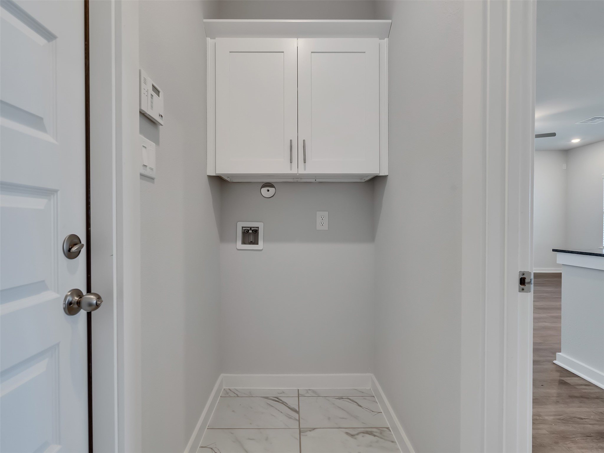 1206 Elsinore Drive Rosharon, TX 77583 - Photo 11 of 21 a view of bathroom with shower