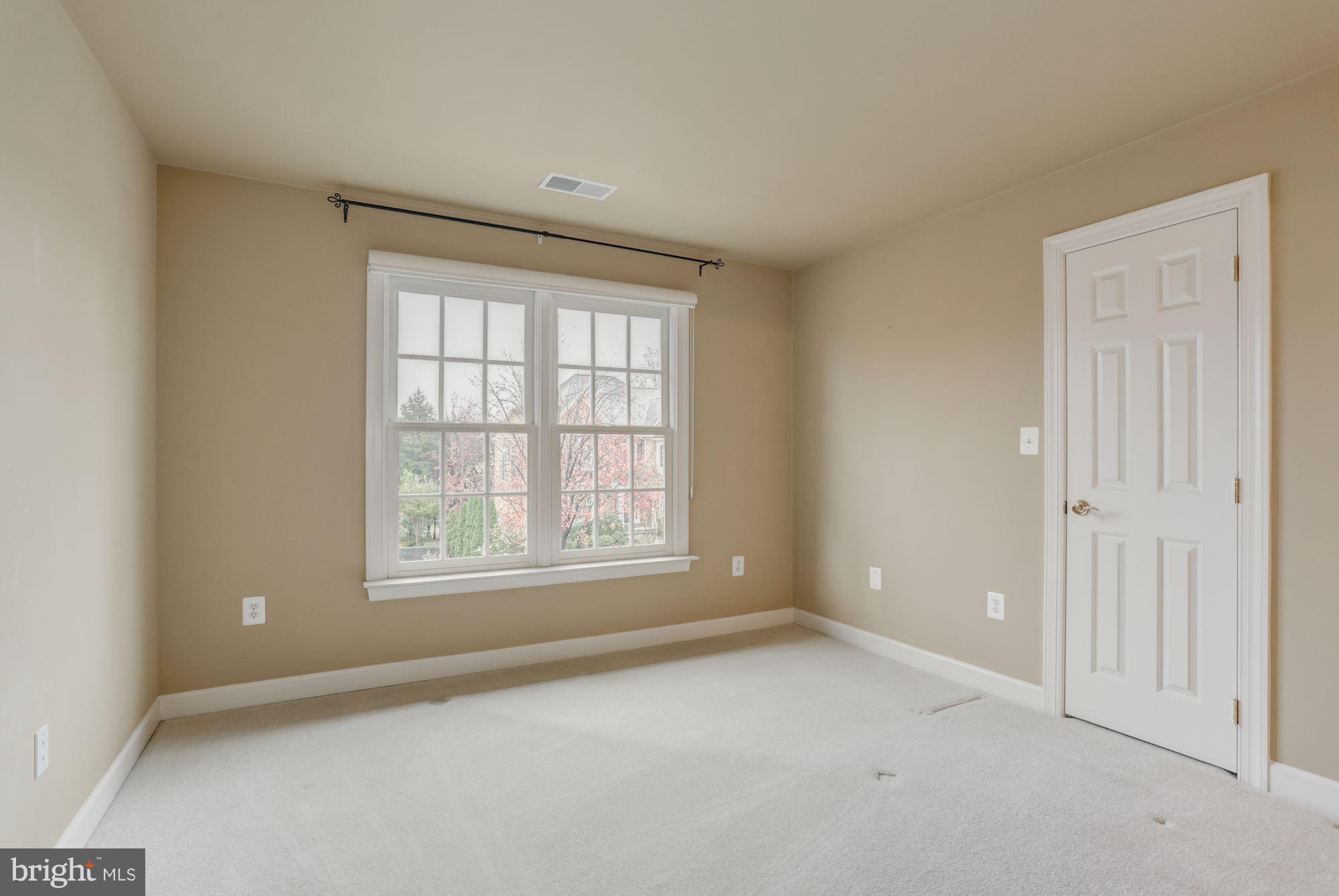 8317 Roxborough Loop Gainesville, VA 20155 - Photo 24 of 32 Third Bedroom