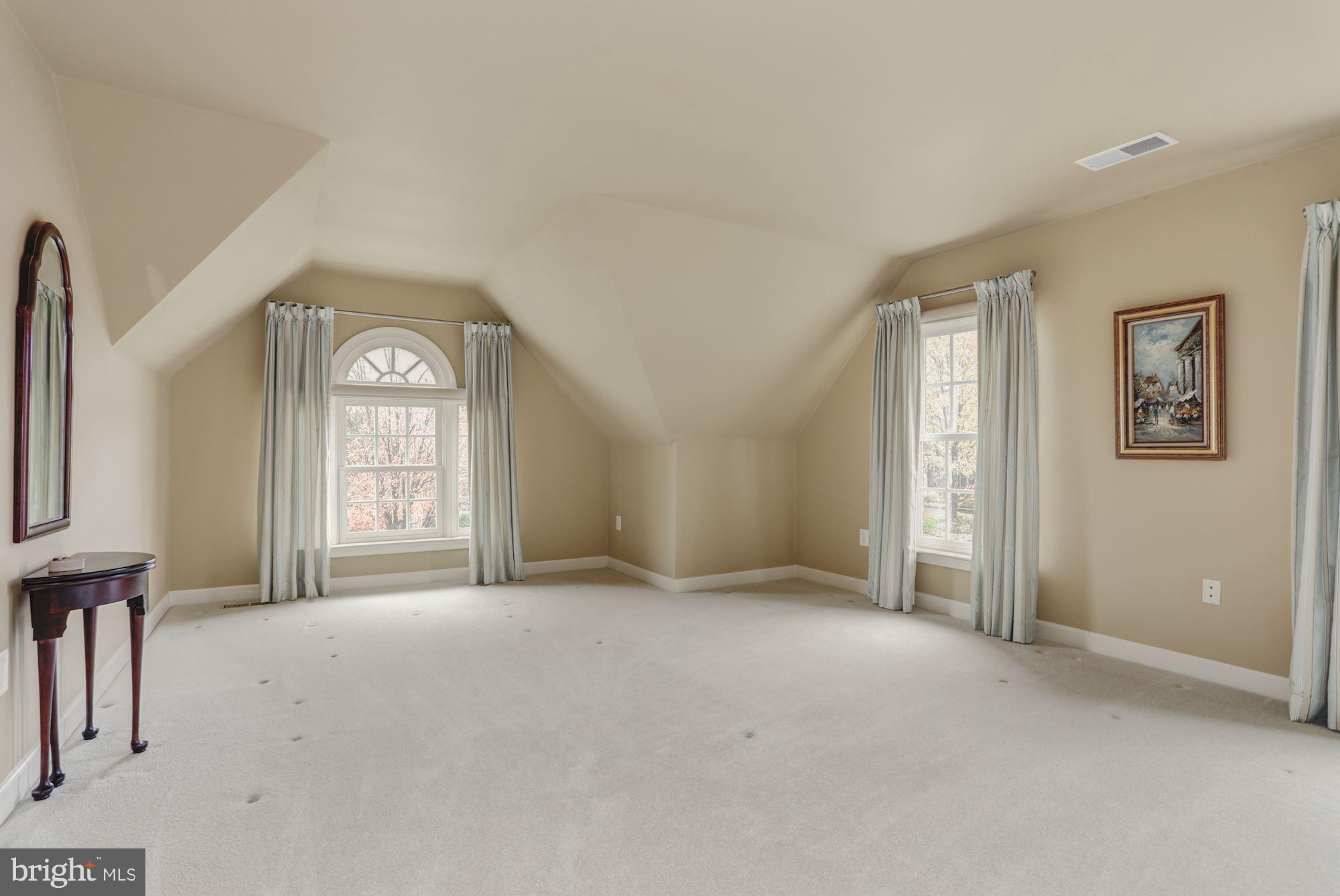 8317 Roxborough Loop Gainesville, VA 20155 - Photo 25 of 32 Fourth Bedroom