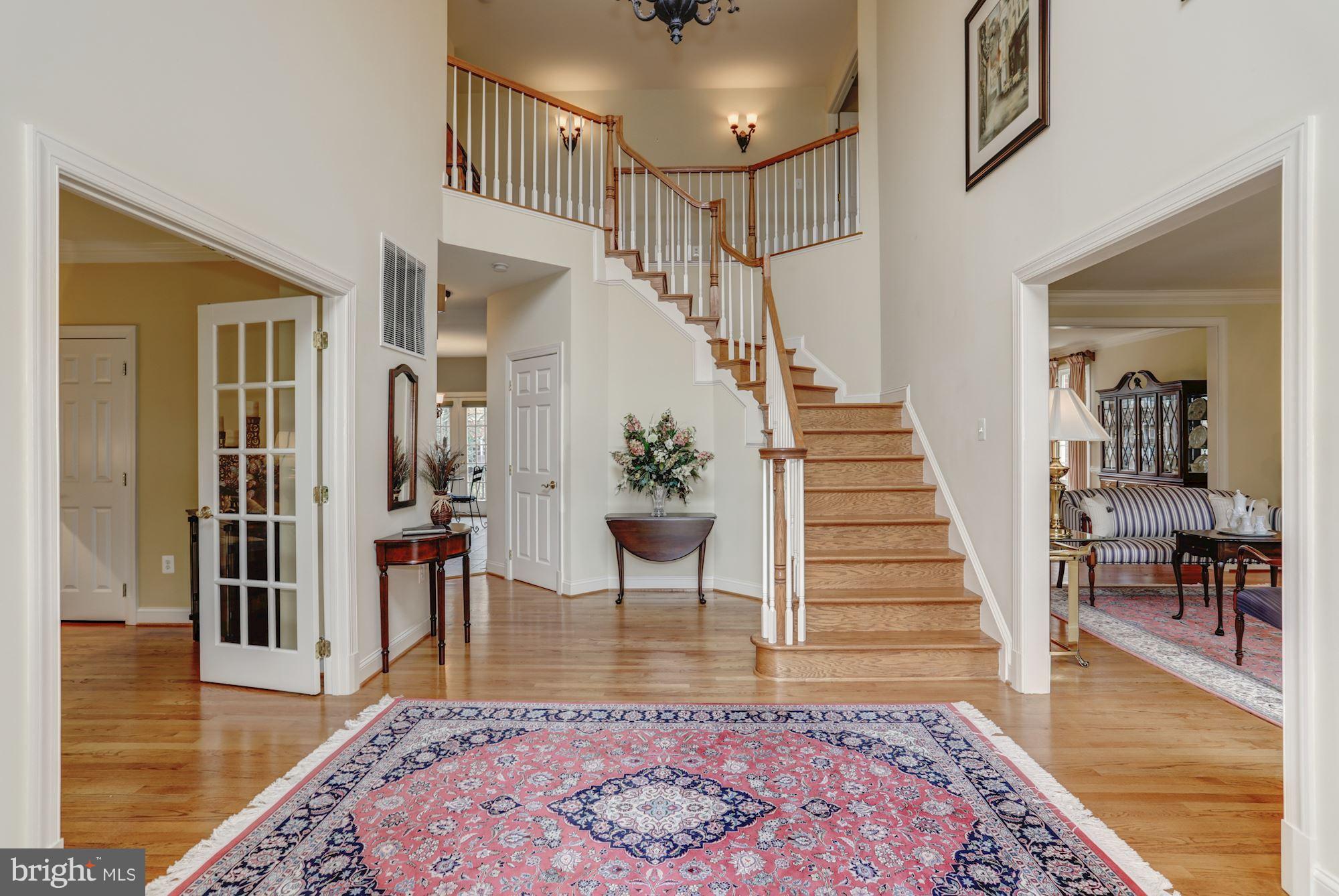 8317 Roxborough Loop Gainesville, VA 20155 - Photo 4 of 32 Foyer