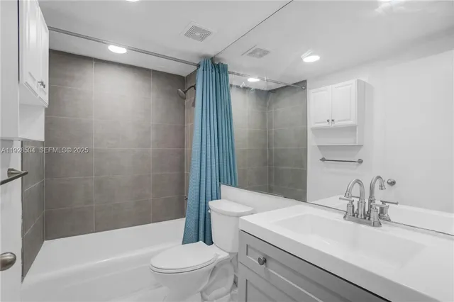 $2,650 | 10350 West Bay Harbor Drive, Unit 2L, Bay Harbor Islands, FL 33154