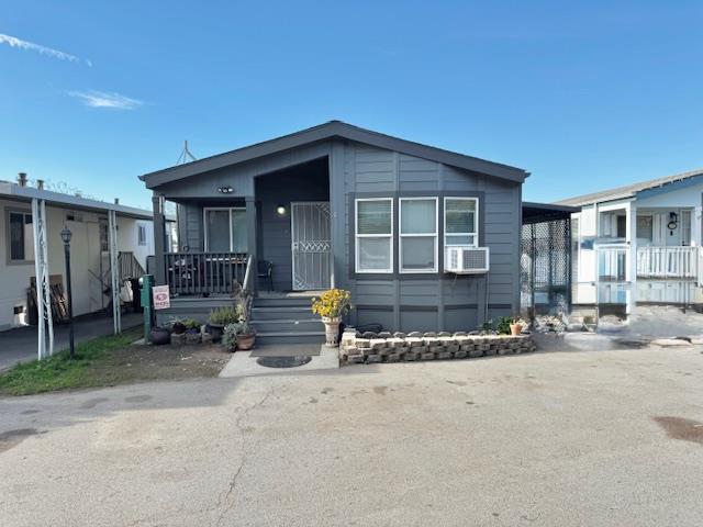 2900 Fairview Road, Unit 4 Hollister, CA 95023 - Photo 2 of 15 Gallery Image 2