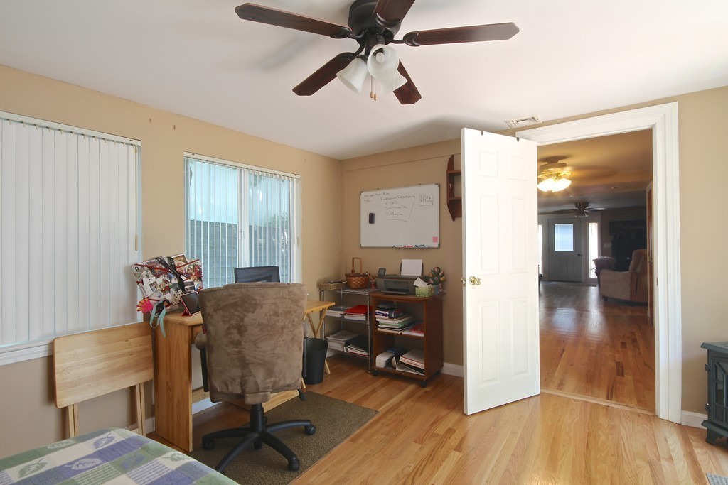 75 Overlook Road Weymouth, MA 02189 - Photo 5 of 17 Gallery Image 5