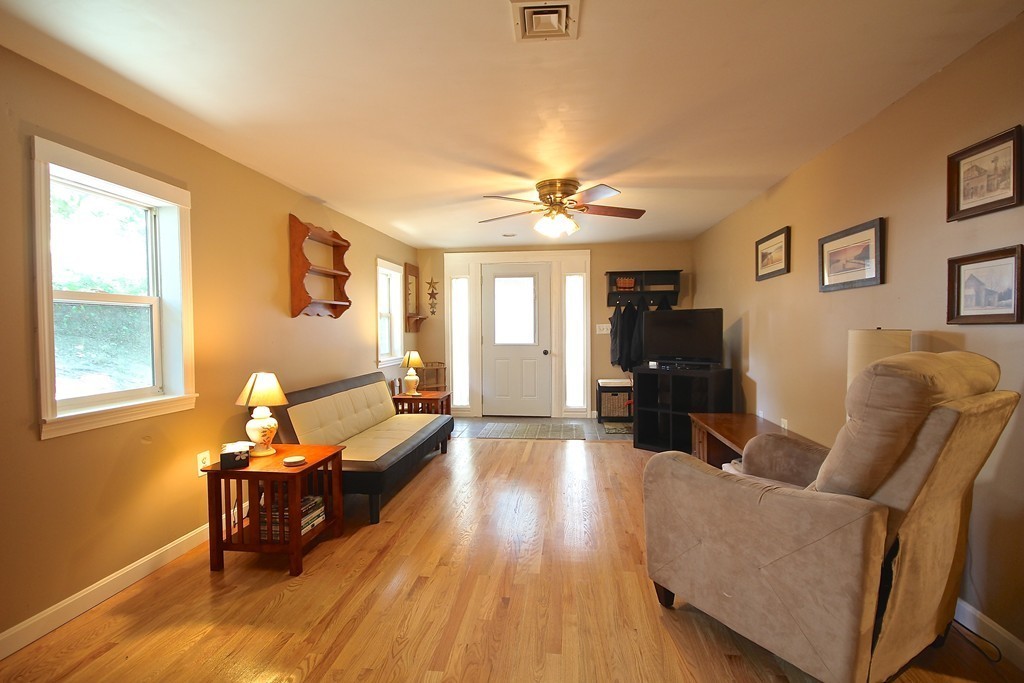 75 Overlook Road Weymouth, MA 02189 - Photo 8 of 17 Gallery Image 8