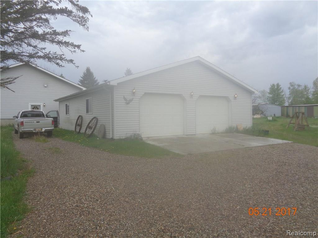 2090 King Road Lapeer, MI 48446 - Photo 3 of 4 DSC00139.JPG