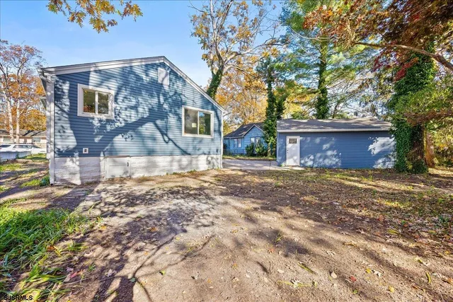 $375,000 | 243 Pennsylvania Avenue, Absecon, NJ 08201