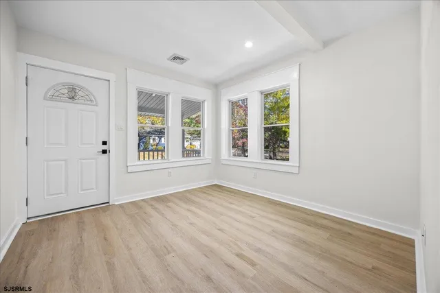 $375,000 | 243 Pennsylvania Avenue, Absecon, NJ 08201