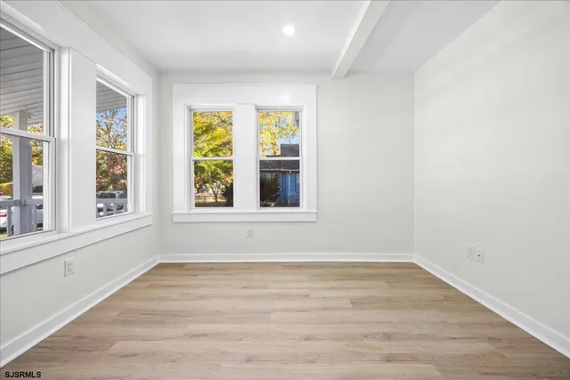 $375,000 | 243 Pennsylvania Avenue, Absecon, NJ 08201