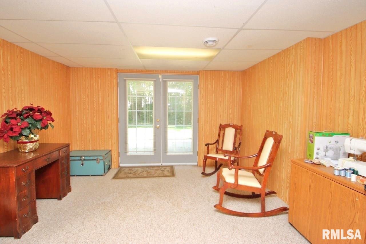 1725 West Geneva Road Peoria, IL 61615 - Photo 34 of 38 Gallery Image 34