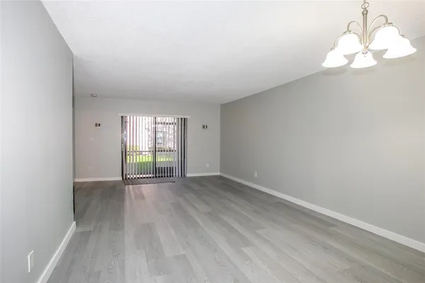 $2,100 | 10557 Northwest 10th Street, Unit 101, Pembroke Pines, FL 33026