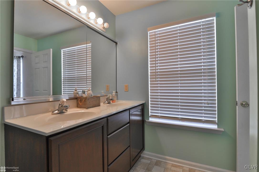 5170 Spring Ridge Drive East Lower Macungie Township, PA 18062 - Photo 27 of 44