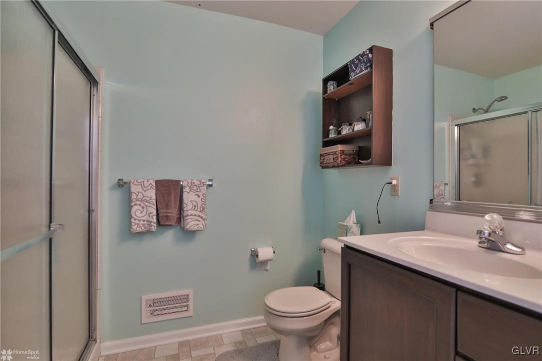 5170 Spring Ridge Drive East Lower Macungie Township, PA 18062 - Photo 28 of 44