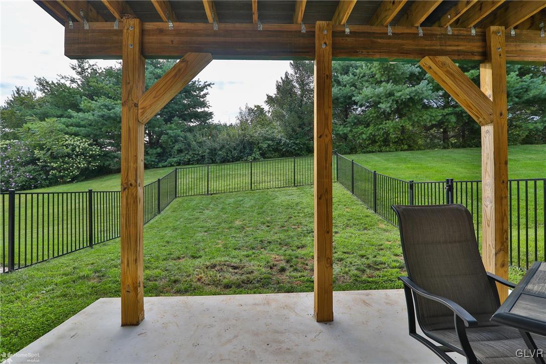 5170 Spring Ridge Drive East Lower Macungie Township, PA 18062 - Photo 8 of 44