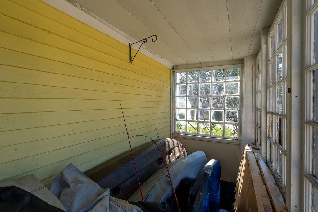 147 Middle Road Deerfield, NH 03037 - Photo 16 of 55