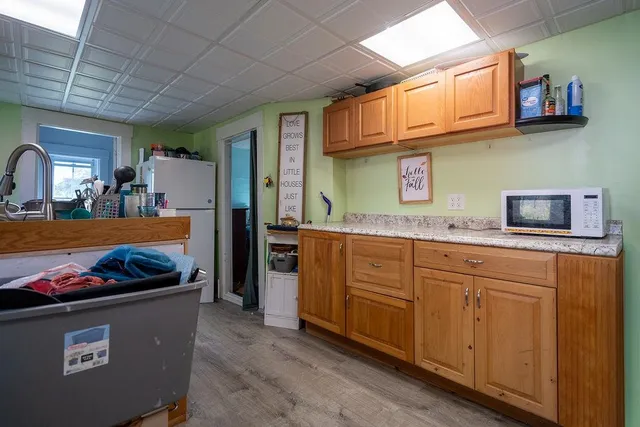 $899,900 | 147 Middle Road, Deerfield, NH 03037