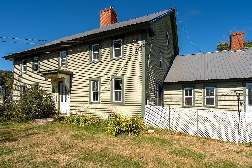 147 Middle Road Deerfield, NH 03037 - Photo 3 of 55