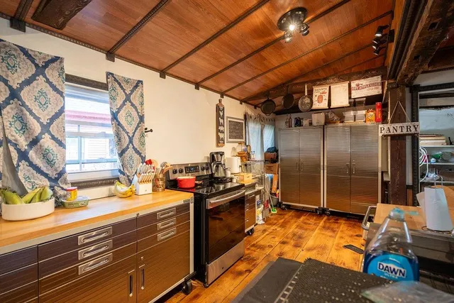 $799,900 | 147 Middle Road, Deerfield, NH 03037