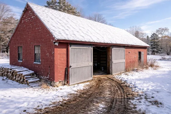 $799,900 | 147 Middle Road, Deerfield, NH 03037