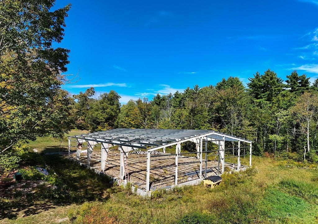 147 Middle Road Deerfield, NH 03037 - Photo 9 of 55