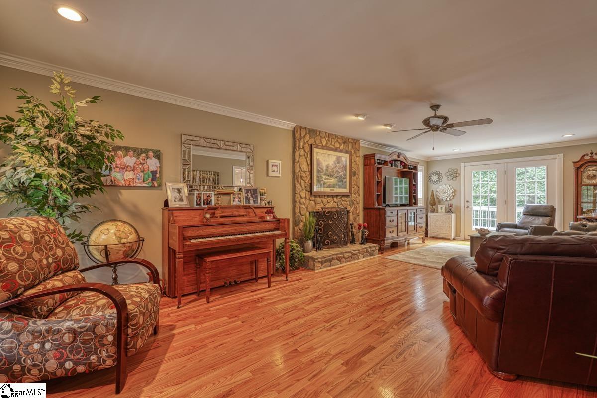 116 Leinster Run Moore, SC 29369 - Photo 6 of 31 Gallery Image 6