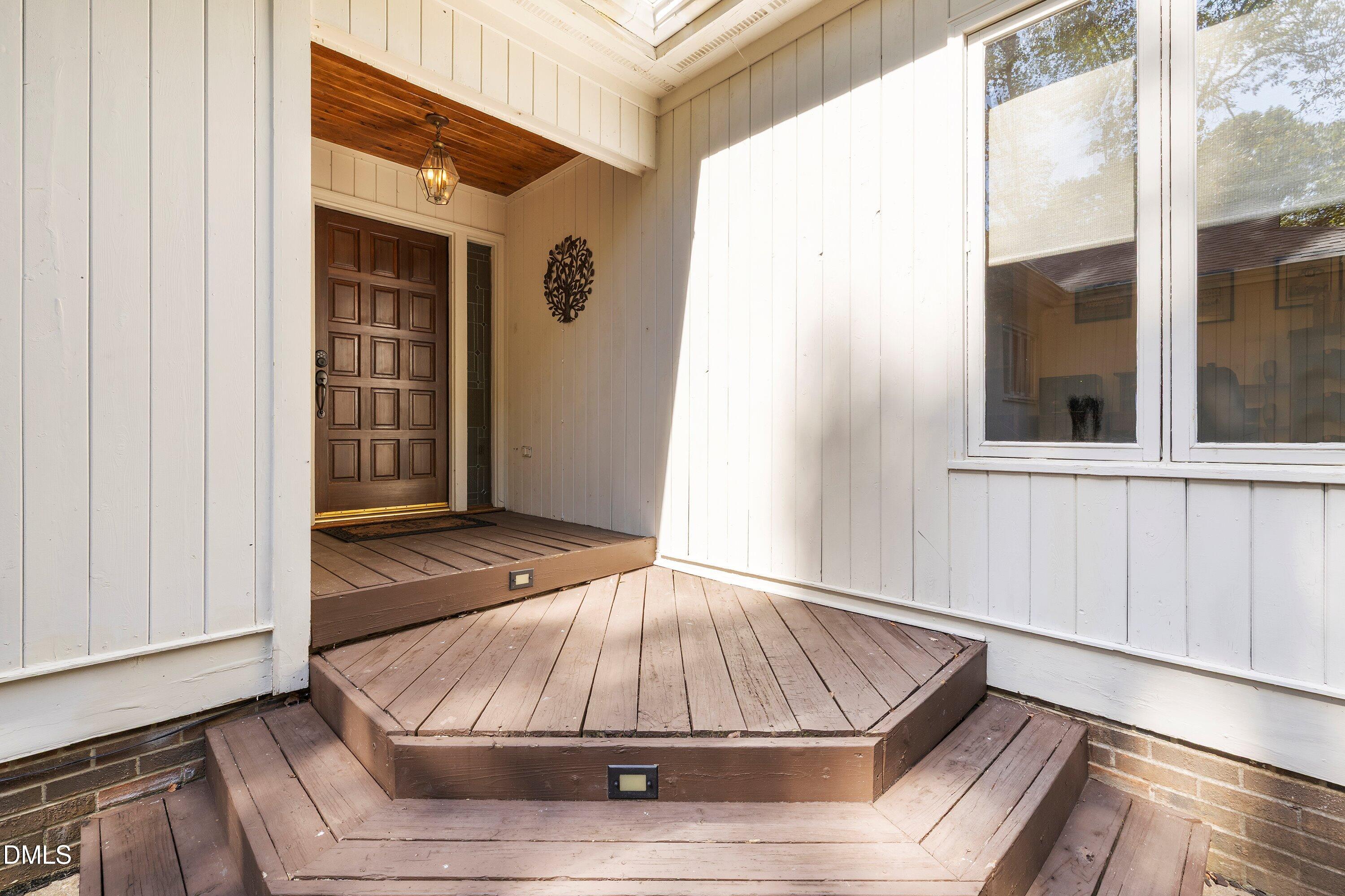 10029 Old Warden Road Raleigh, NC 27615 - Photo 7 of 62 Entry
