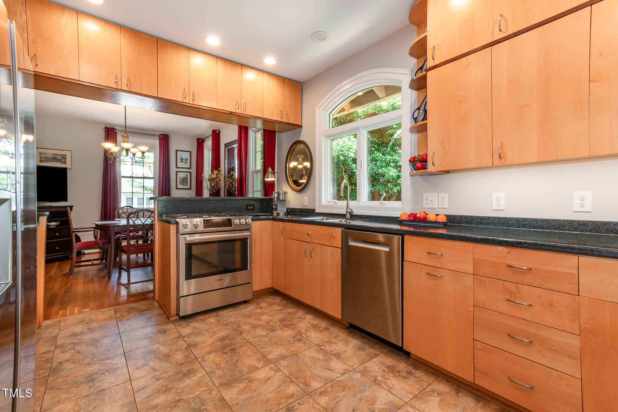 2711 Everett Avenue Raleigh, NC 27607 - Photo 21 of 99 022_dsc_8696-edit_733