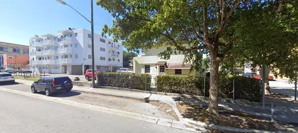 $1,100 | Riverside, Miami, FL 33130