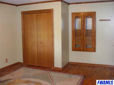 519 South Marion Road Huntington, IN 46750 - Photo 7 of 7 Gallery Image 7
