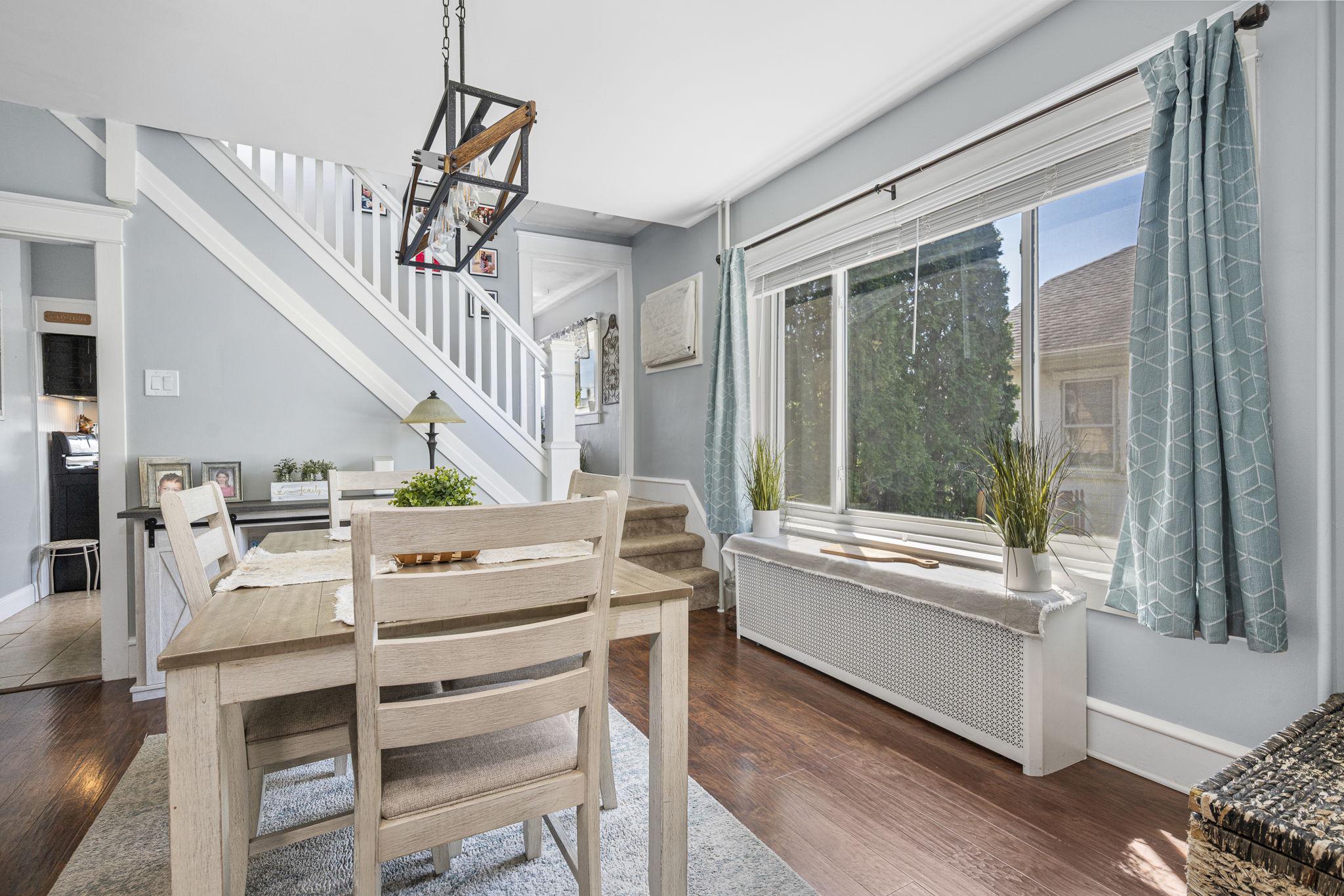 2116 Noble Street Reading, PA 19609 - Photo 11 of 35 Bright and inviting dining space.