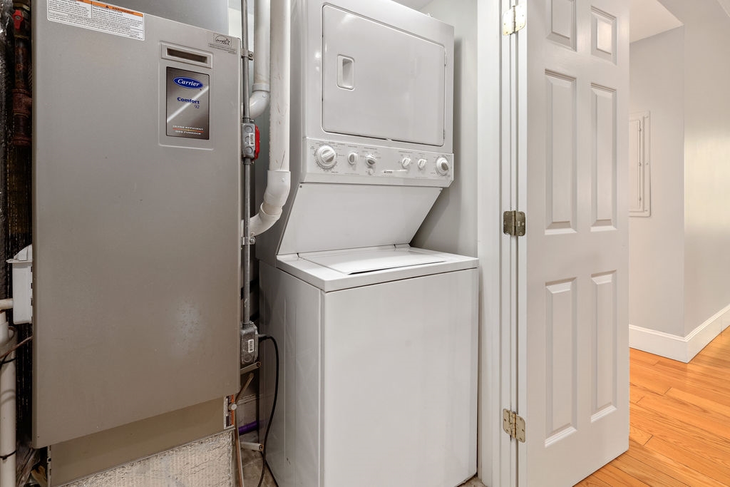 7 Chester Road, Unit 301 Derry, NH 03038 - Photo 5 of 32