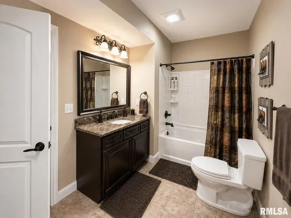 $814,900 | 3511 West Upper Creek Court, Dunlap, IL 61525