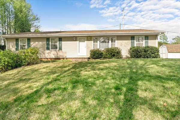 $294,995 | 59 Silverbirch Drive, Blue Ridge, VA 24064