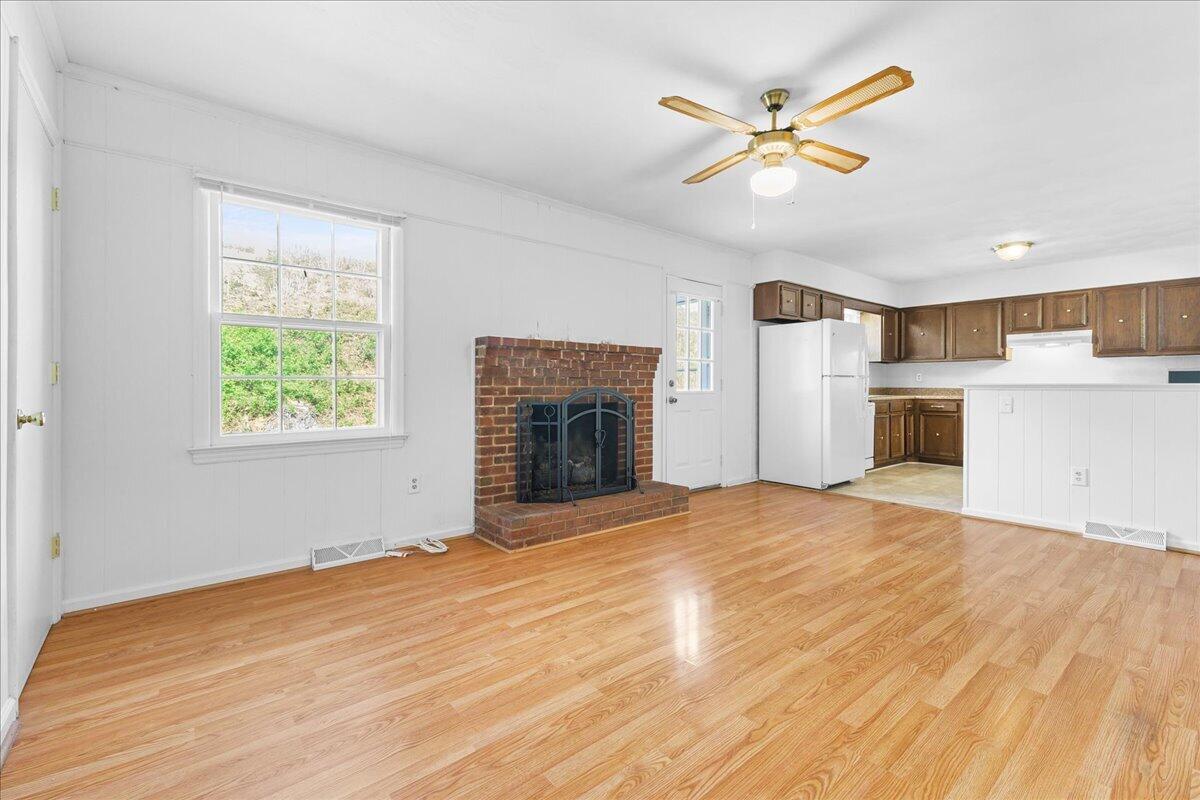 59 Silverbirch Drive Blue Ridge, VA 24064 - Photo 13 of 35 13-59 Silverbirch Dr-13